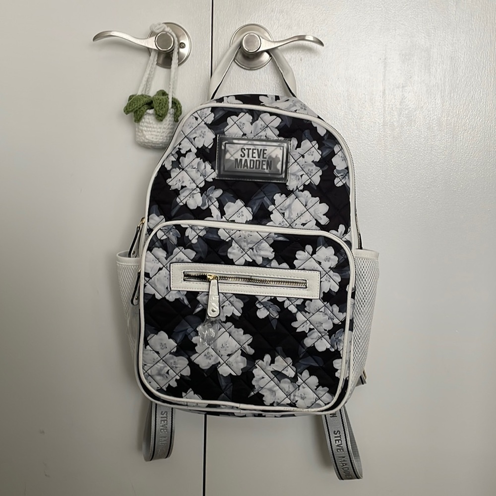 NWOT Steve Madden backpack
